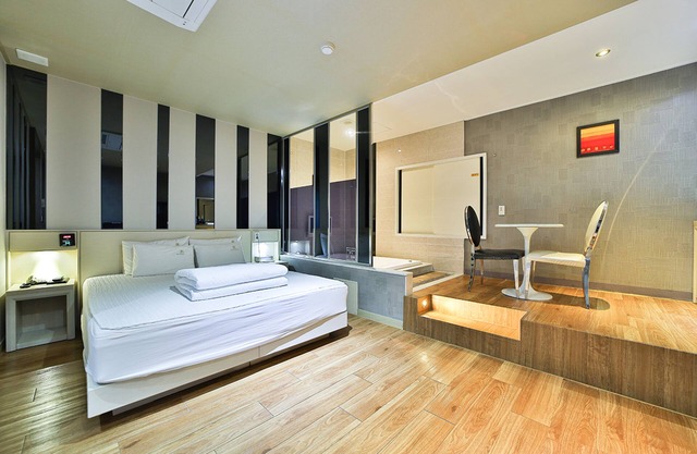 B&B HOTEL