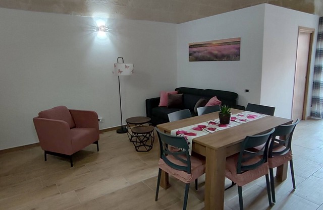 B&b La Campanella well renovated and furnished in 2024, 50mt from the center.