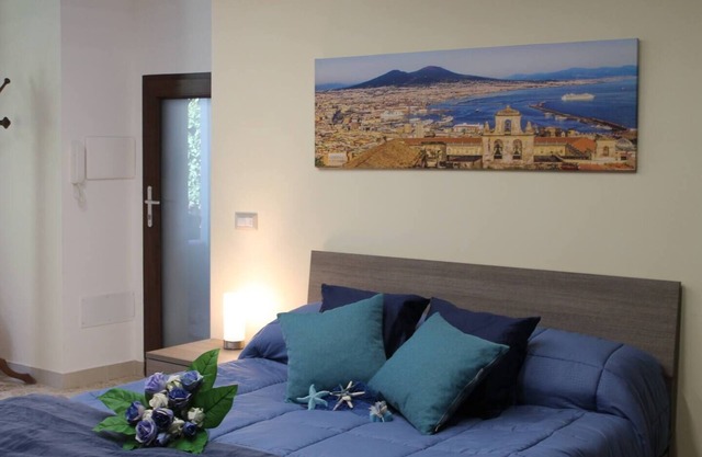 B&B Lady Cristina located in an ancient 18th century building near the sea and bus stop. xx