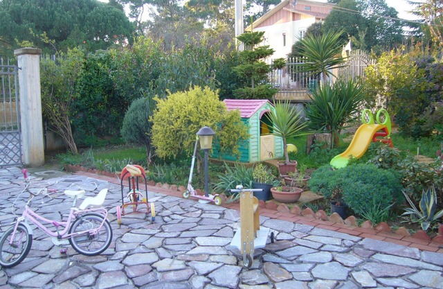 B&B S. ELIA GREEN room: ENCHANTING VILLA IMMERSED IN THE HISTORICAL DUBINI PARK