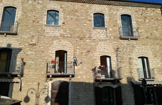 B & B SWEET SWEET HOME