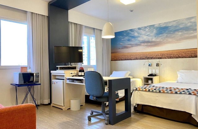 Beautiful Renovated Flat in Alphaville with wifi+1 space