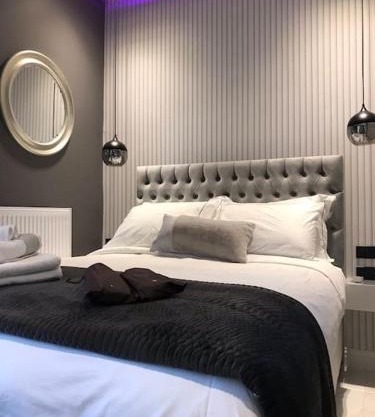 B & K Luxury & Elegant Volos Suite
