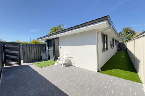 B2 Airport Adjacent Home - New Amenities & Fast Wi-Fi