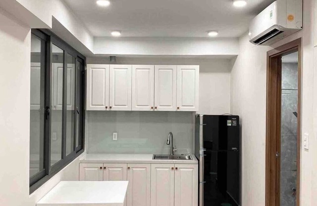 B786/Studio 25m2/Big Window + Kitchen + Netflix
