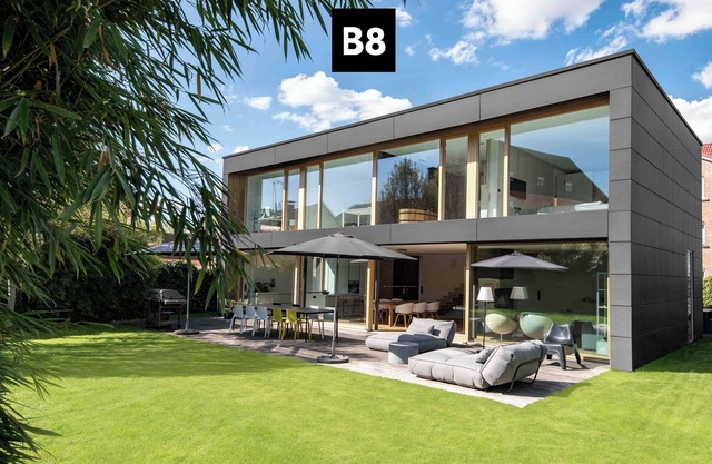B8/The exclusive architect's villa for 4-10 persons