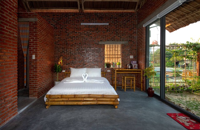 Ba's Garden Beachside Homestay