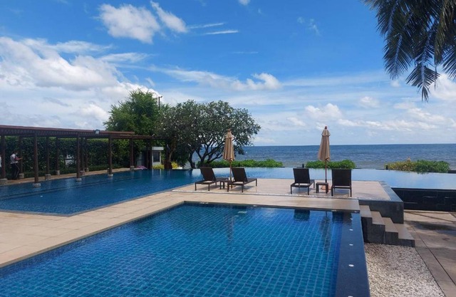 Baan Chan Talay - D32 A modern comfortable 2 bedroom apartment in Chaam