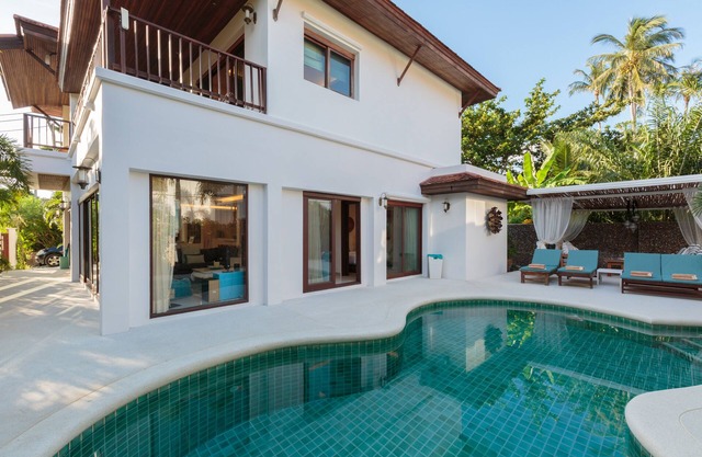 Baan Fah Sai Private 4 bed Pool Villa, Steps From the Beach