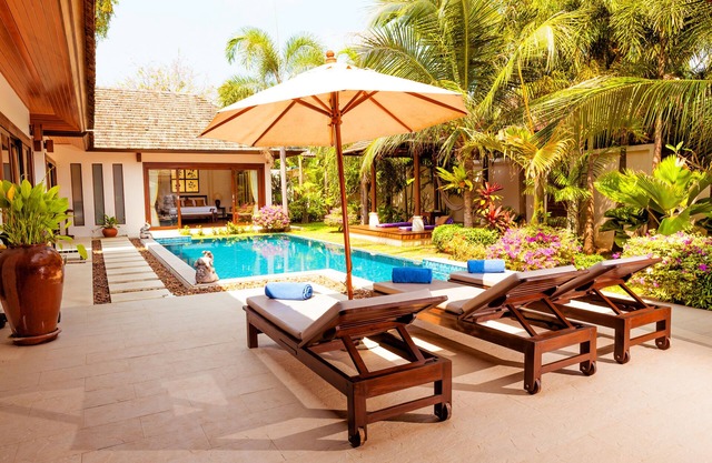 Baan Kluay Mai (3 Bedroom Luxury Villa)
