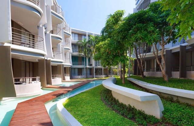 Baan SanKraam 2BR Apt, CCC-PoolView