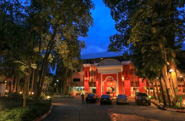 Baanrai Riverkkwai Resort