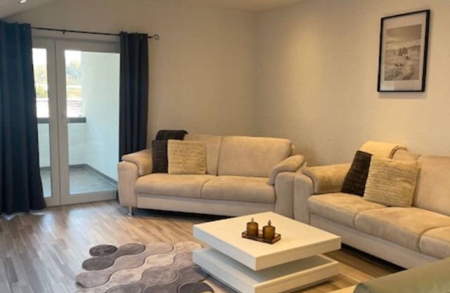 Baba Apart 1 Große, Moderne Wohnung Direkt an der Schweizer Grenze