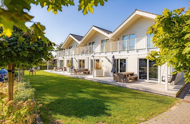 BADEBUDE 2 - Hampton-style vacation home near Weißenhäuser Strand, Baltic Sea