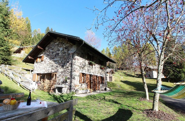 Baita a Pieve Tesino Mountain And Lake