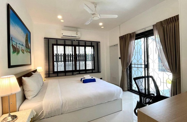 Baiyok 10 - Single Home with 2 bedrooms plus 2 bathrooms Near Kathu Waterfall