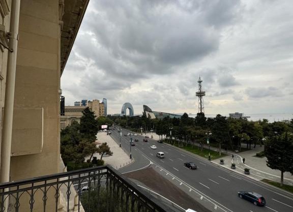 Baku Center Apartment