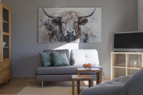 BALANCED Apartments, Ferienwohnungen vollausgestattet, ruhig, idyllische ländliche Lage, Nähe A95, zwischen Bad Tölz und München, 5-Seenland, Küche, Tageslichtbad, Sonnenbalkon, direkter Parkplatz, Wifi