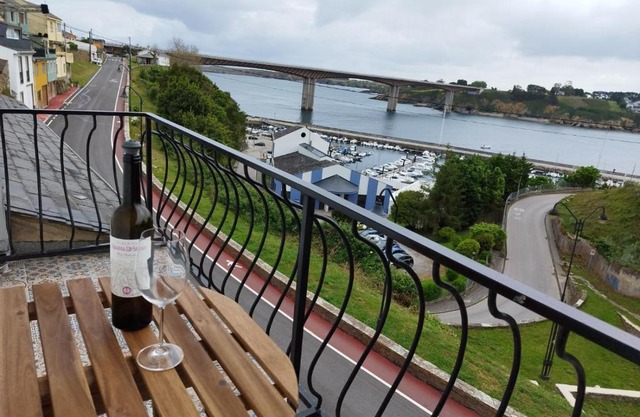 BALCON DEL EO