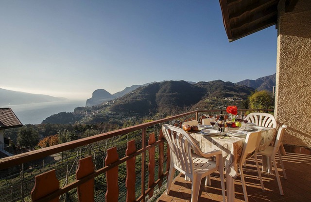 Balcone Panoramico sul Garda, Tremosine, Italy