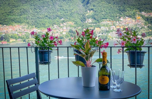 Balcony On The Lake - Free Parking, Lake view