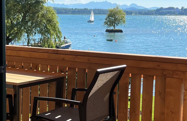 Balcony suite with wonderful lake view