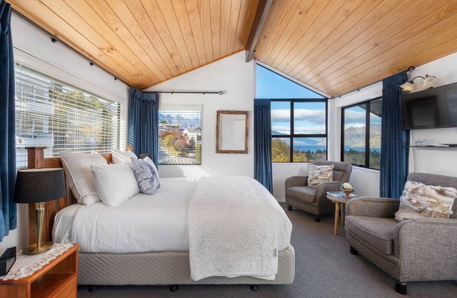 Balmoral Lodge
