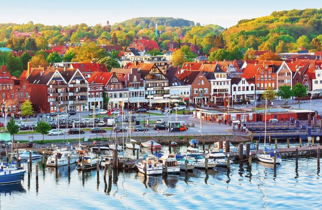 Baltique Nr. 98 - Exklusive Ferienwohnung am Segelhafen im Herzen von Travemünde