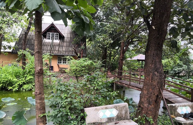 Ban Suan Ramburi