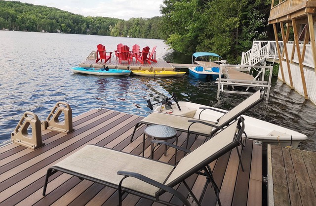 Bancroft area, foosball, pool table, arcade, badminton and more.