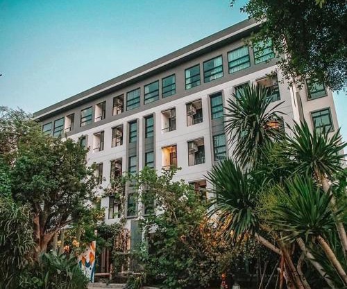 Bangkok Oasis Hotel