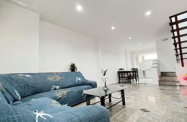 Bangkok Private–Cheerful–WFH 4 bedrooms + Parking