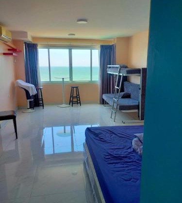Bangsaen Royal Beach room 703
