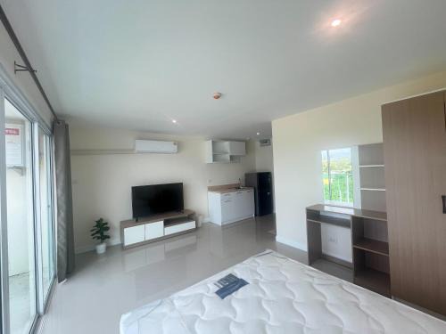Bangsaray Beach Condo B619 บางเสร่ บีช