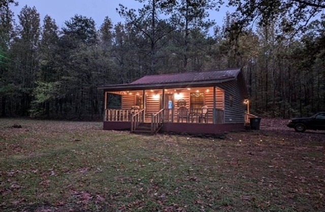 Bankhead Hideaway - Peaceful Retreat w/Hot Tub in Bankhead Forest. Dog Friendly!