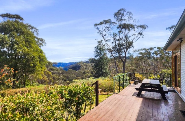 Banksia Tops