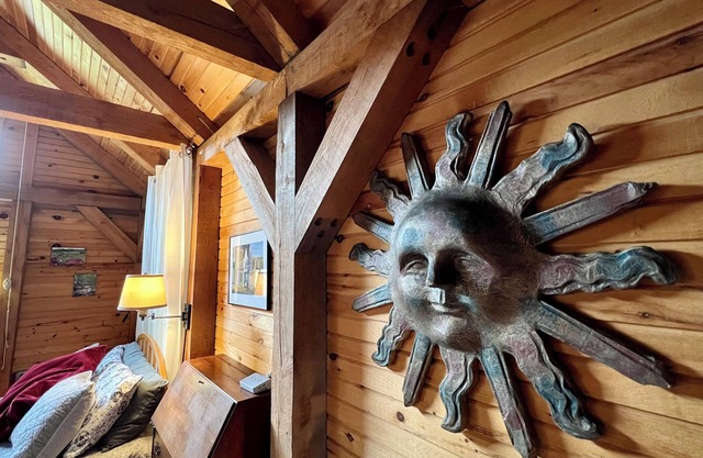 Bar Harbor Hideaway in quaint Bar Harbor. nWalk to everything from here!