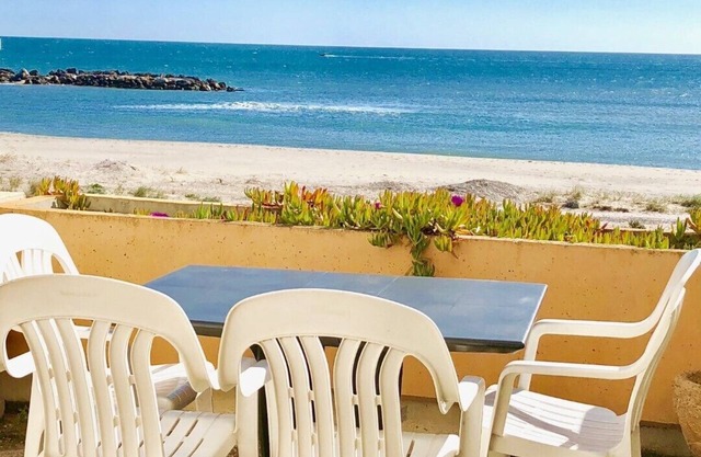 BARCARESA-Charming waterfront T 2 sea view