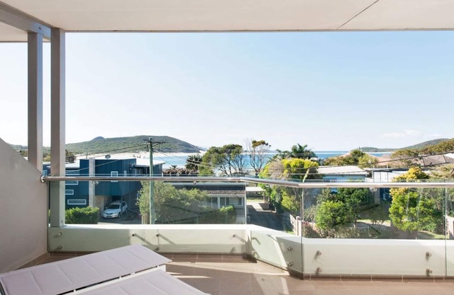 Barefoot Bliss 4, 6-10 Market Street - Surfside Apartments