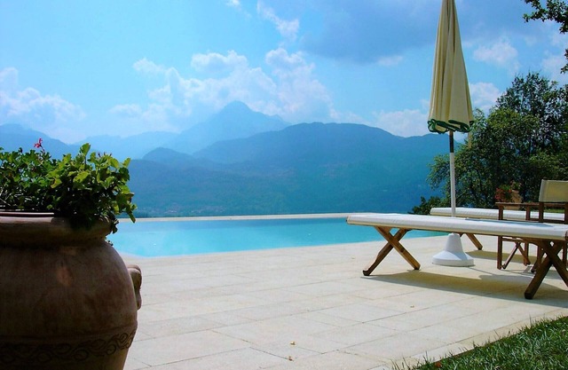 Barga, beautiful, with private pool and stunning views. Electric car charging.