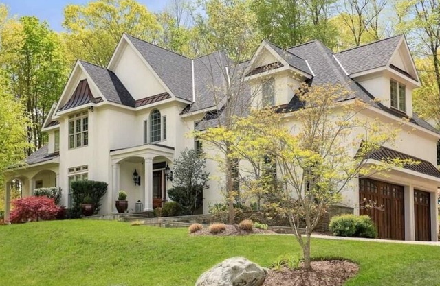 Barger St · Stunning home just 60 mins away from NYC, sleeps 6