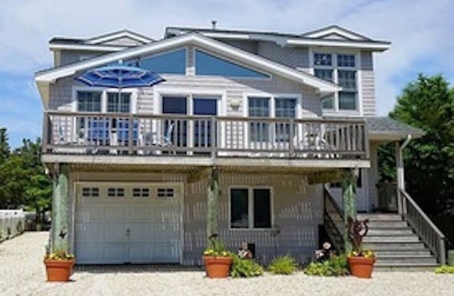 Barnegat light beauty steps from the beach
