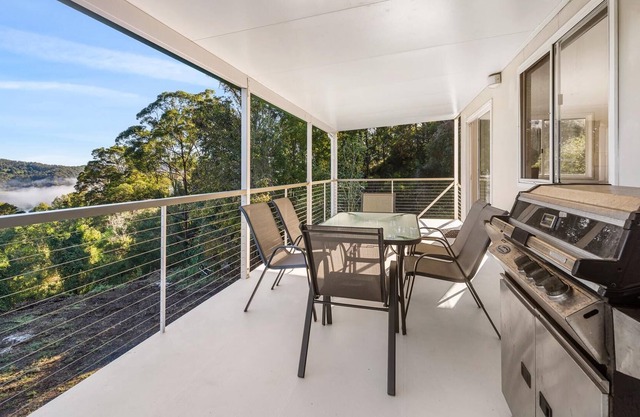 Baroon - Stunning Two Bedroom Cottage Near Lake Baroon