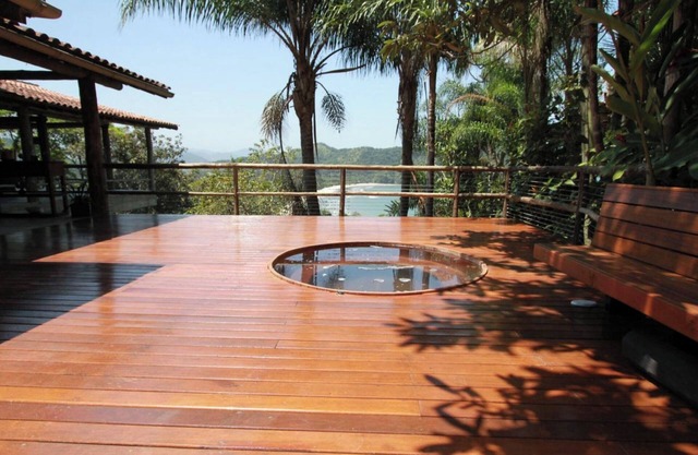 Barra do Sahy - 7-Suite House with Sea View