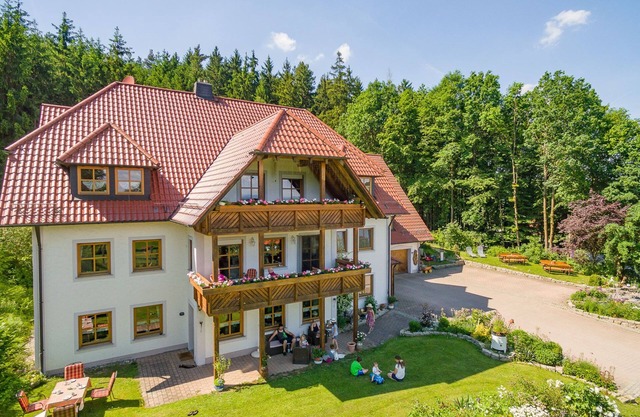 Barrier-free vacation apartment (70sqm) with garden area