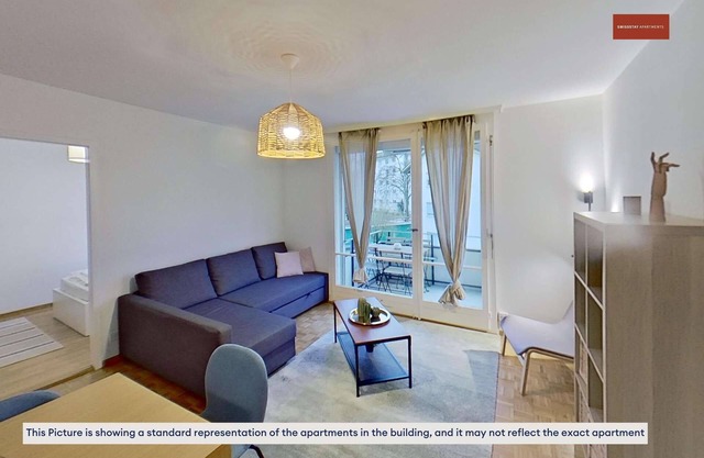 Basic 1BR in Seebach, Tram-Connected
