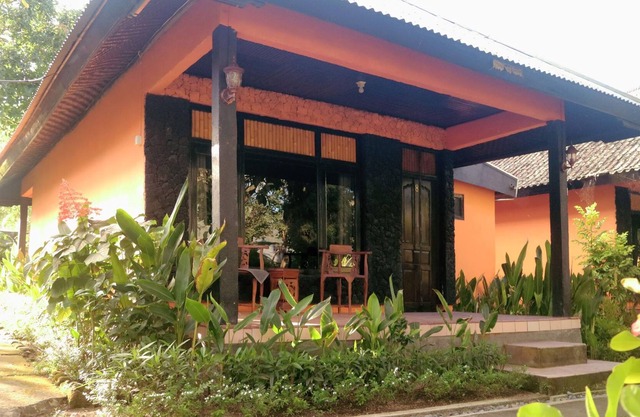Batur Sunrise Guesthouse ~ Bungalow with sea view