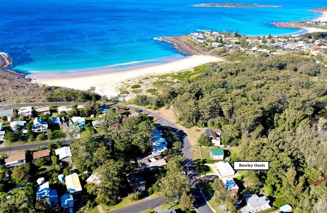 Bawley Point Oasis - steps from the beach