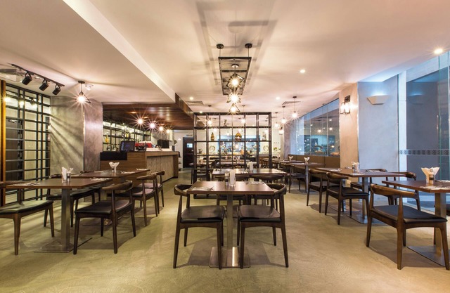 Bay Hotel Ho Chi Minh - Viet Nam