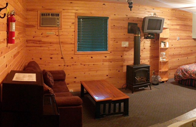Bay Motel